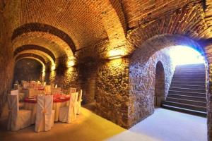 Samostanska klet Frančiškanskega samostana 10